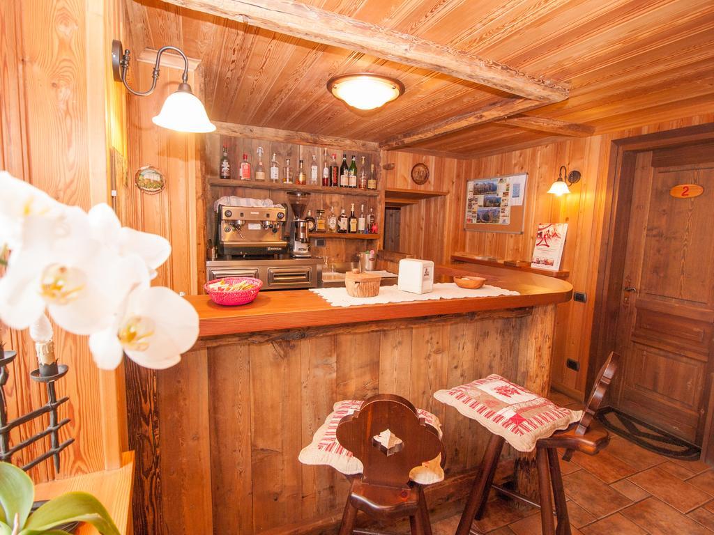 Le Vieux Rascard Chambres D'Hotes Champoluc Zewnętrze zdjęcie
