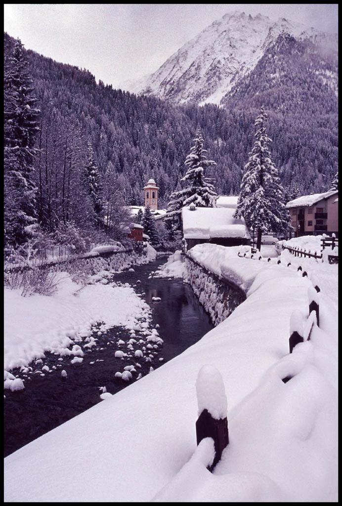 Le Vieux Rascard Chambres D'Hotes Champoluc Zewnętrze zdjęcie