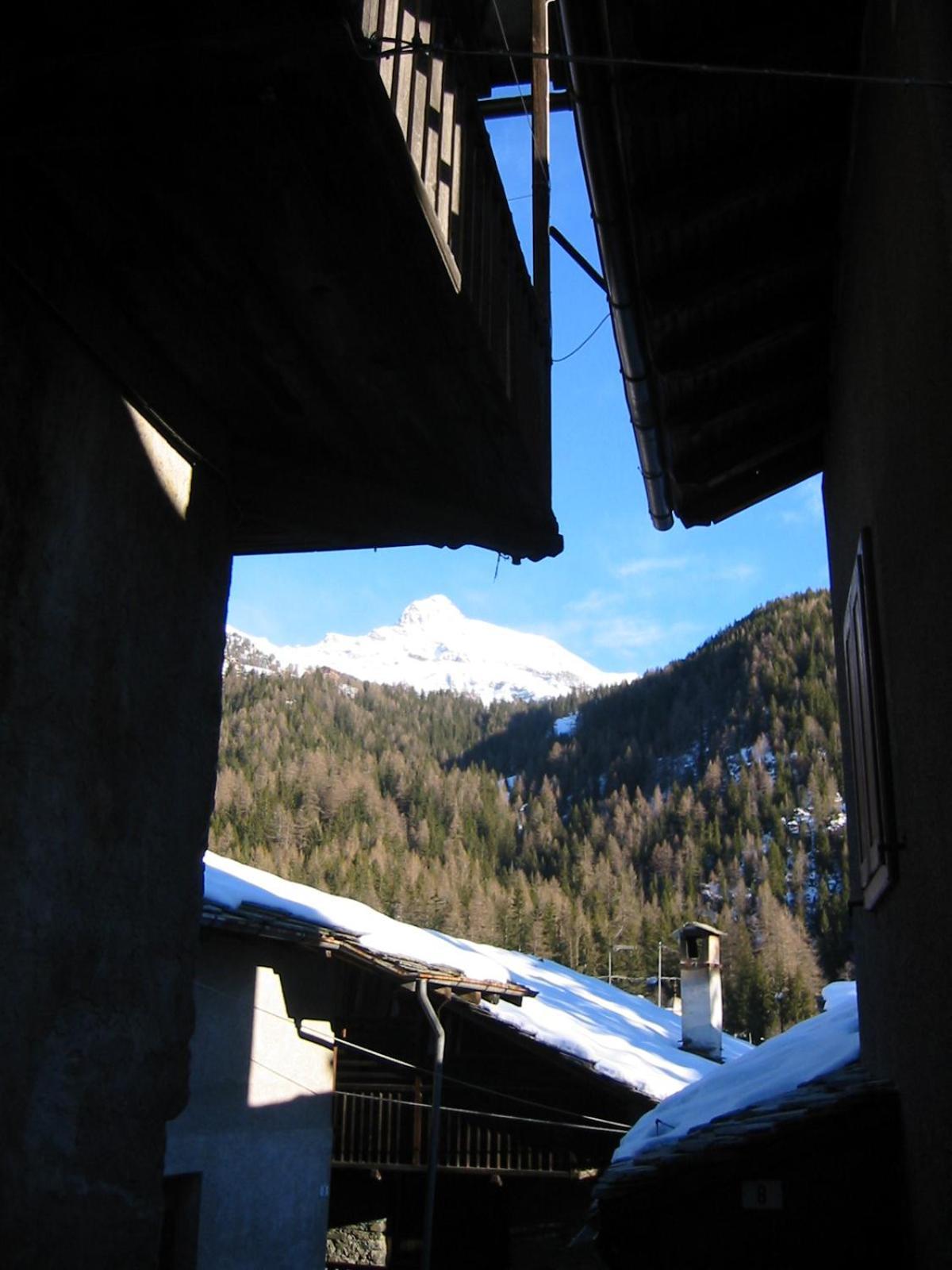 Le Vieux Rascard Chambres D'Hotes Champoluc Zewnętrze zdjęcie