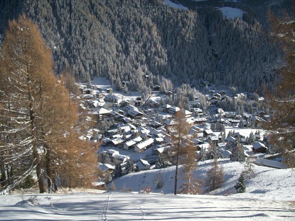 Le Vieux Rascard Chambres D'Hotes Champoluc Zewnętrze zdjęcie
